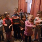 Школьники поздравили детей-сирот с прошедшим Днем святого Николая
